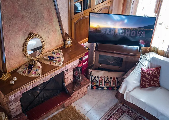 ευχάριστο με σοφίτα και τζάκι. Αράχωβα